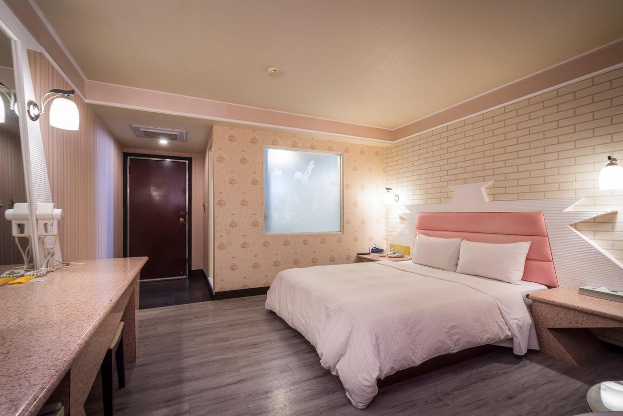 Golden Phoenix Hotel Cao Hùng Ngoại thất bức ảnh