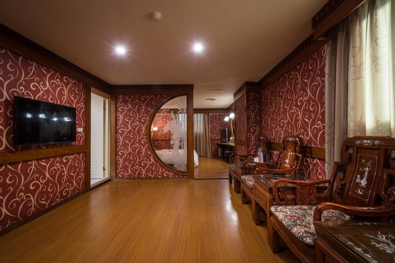 Golden Phoenix Hotel Cao Hùng Ngoại thất bức ảnh
